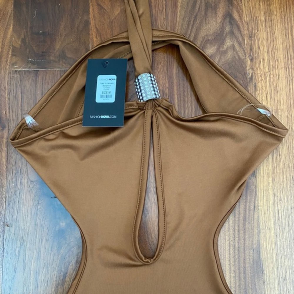 NWT FASHION NOVA BODYSUIT IN COGNAC | SZ‎ M - Picture 4 of 6